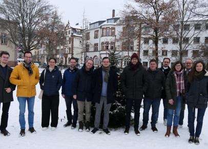 1. Gruppenbild des 60. WL im Park vor dem Staatsarchiv bearb