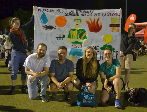Das Team der „Archiv4er“